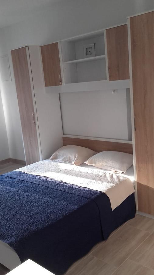 Apartments Nives Mali Lošinj Exterior foto